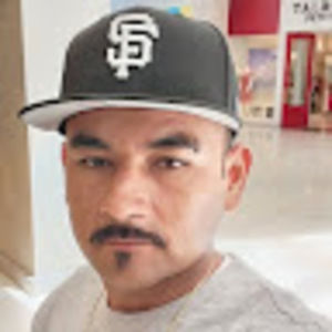 Meet your Posher, Ulises